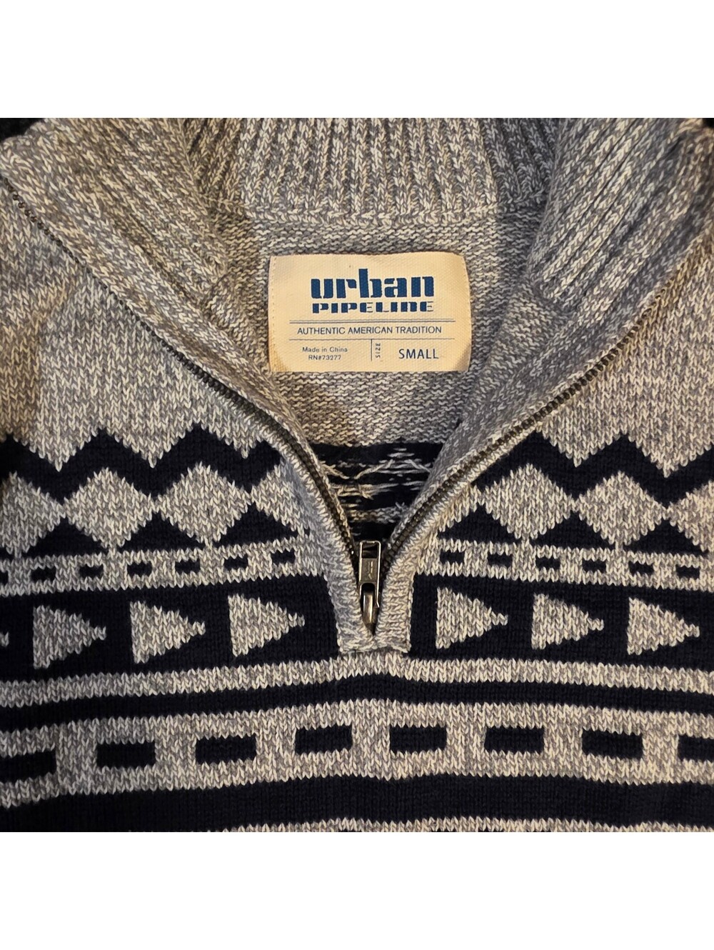 Urban Pipeline Men's Small Quarter Zip Pullover Sweater